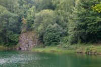 In diesem Bergsee sollen Mika und Ostwind die Angst beherrschen lernen.